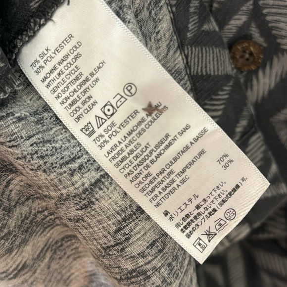 TOMMY BAHAMA Shirt Men large 70% Silk Gray Silver Diamond Abstract Button down - Picture 8 of 10